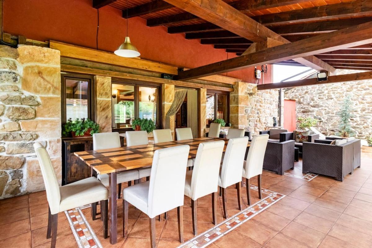Casa De Pueblo Las Golondrinas De Luena San Miguel de Luena Exteriör bild